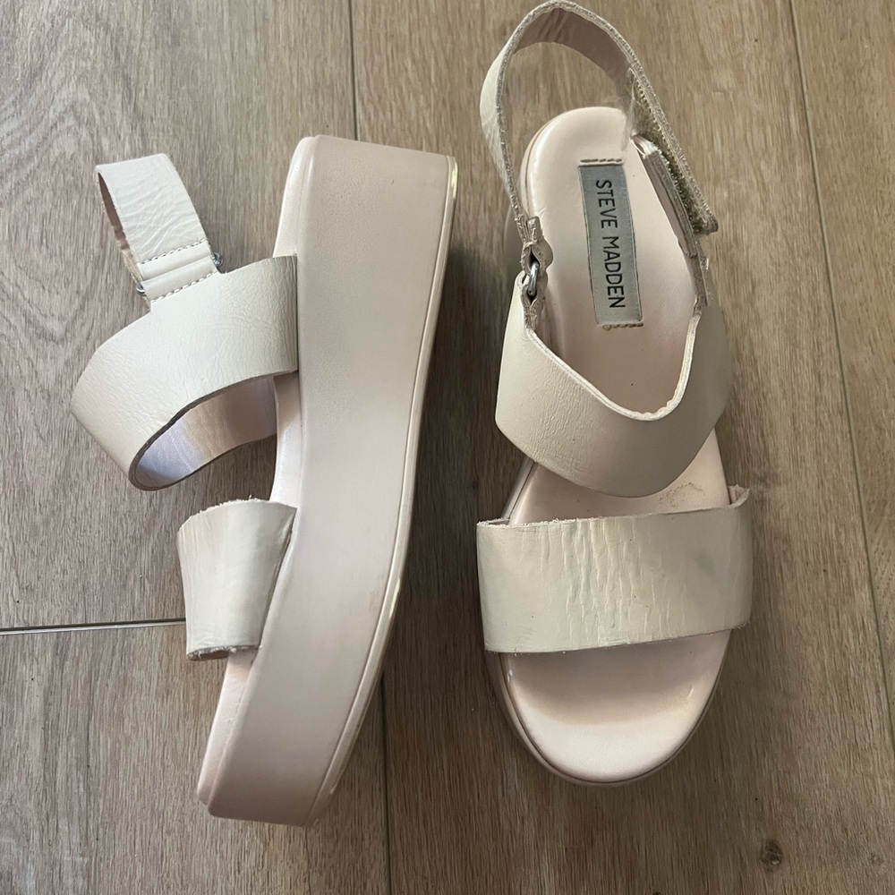 Steve Madden Beige Platform Sandals